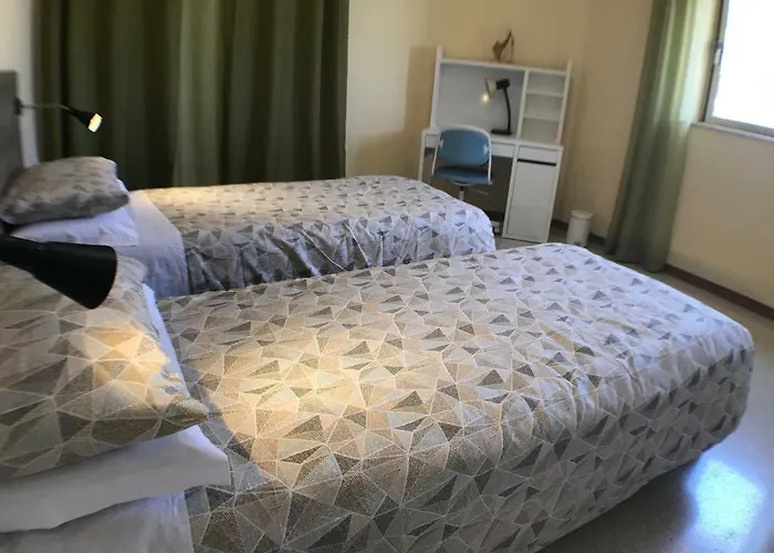 Corner Townhouse 1Km From University
