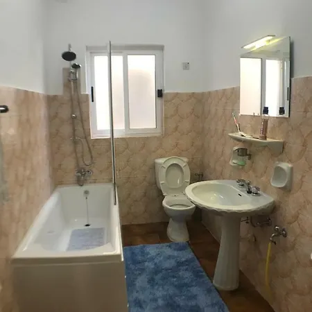 Corner Townhouse 1Km From University Msida Exterior photo