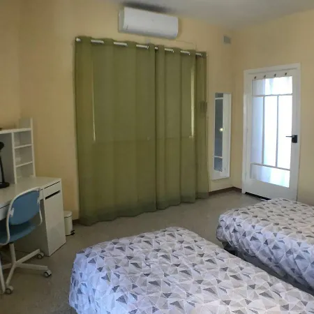 Corner Townhouse 1Km From University Msida Exterior photo